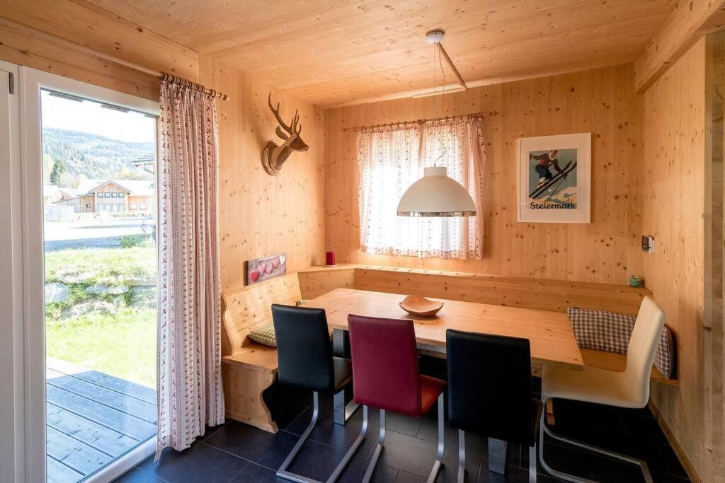 Murau: Luxurious 5 Star In Area Kreischberg Chalet Murau
